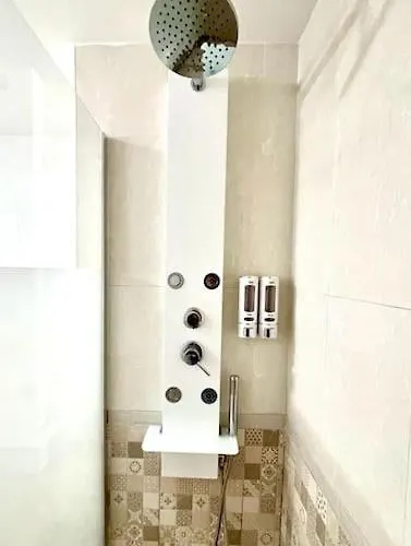 Piso Riazor 4 Apartment *